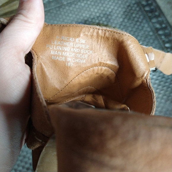 Steve Madden P-Ricki Tan 5" Heel block strappy - Picture 7 of 9